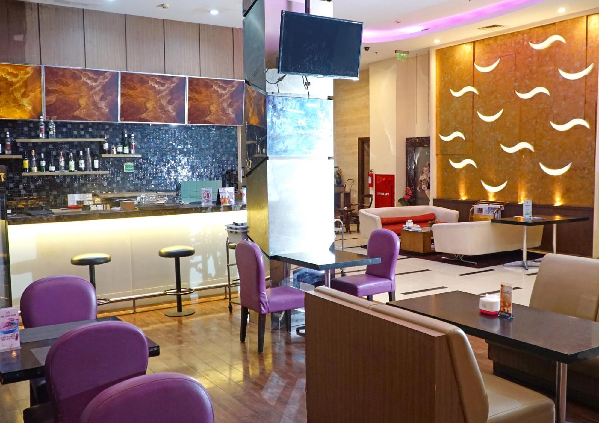 World Hotel Jakarta - Bandengan Экстерьер фото